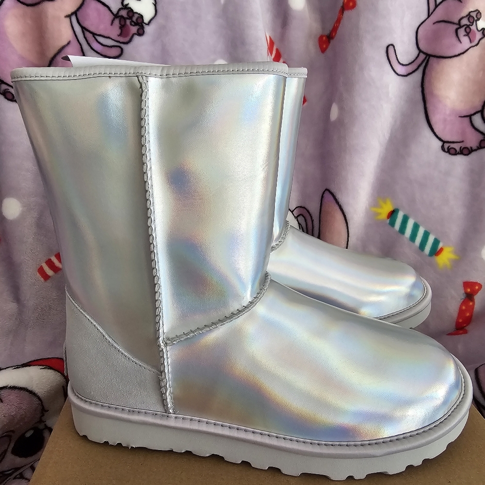 NIB UGG STUNNING IRIDESCENT COLOR!!! SIZE 8 WOMEN - Picture 7 of 12